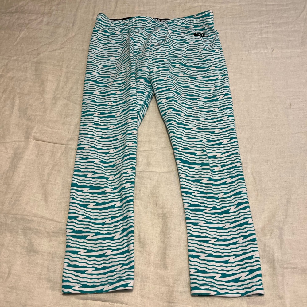 Nike Crop Leggings